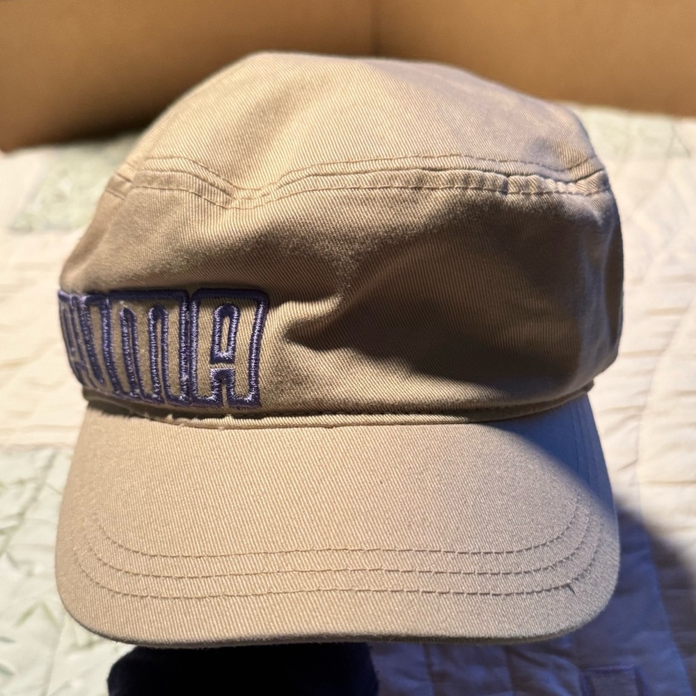 Puma Beige Cap with purple Logo - Picture 6 of 14